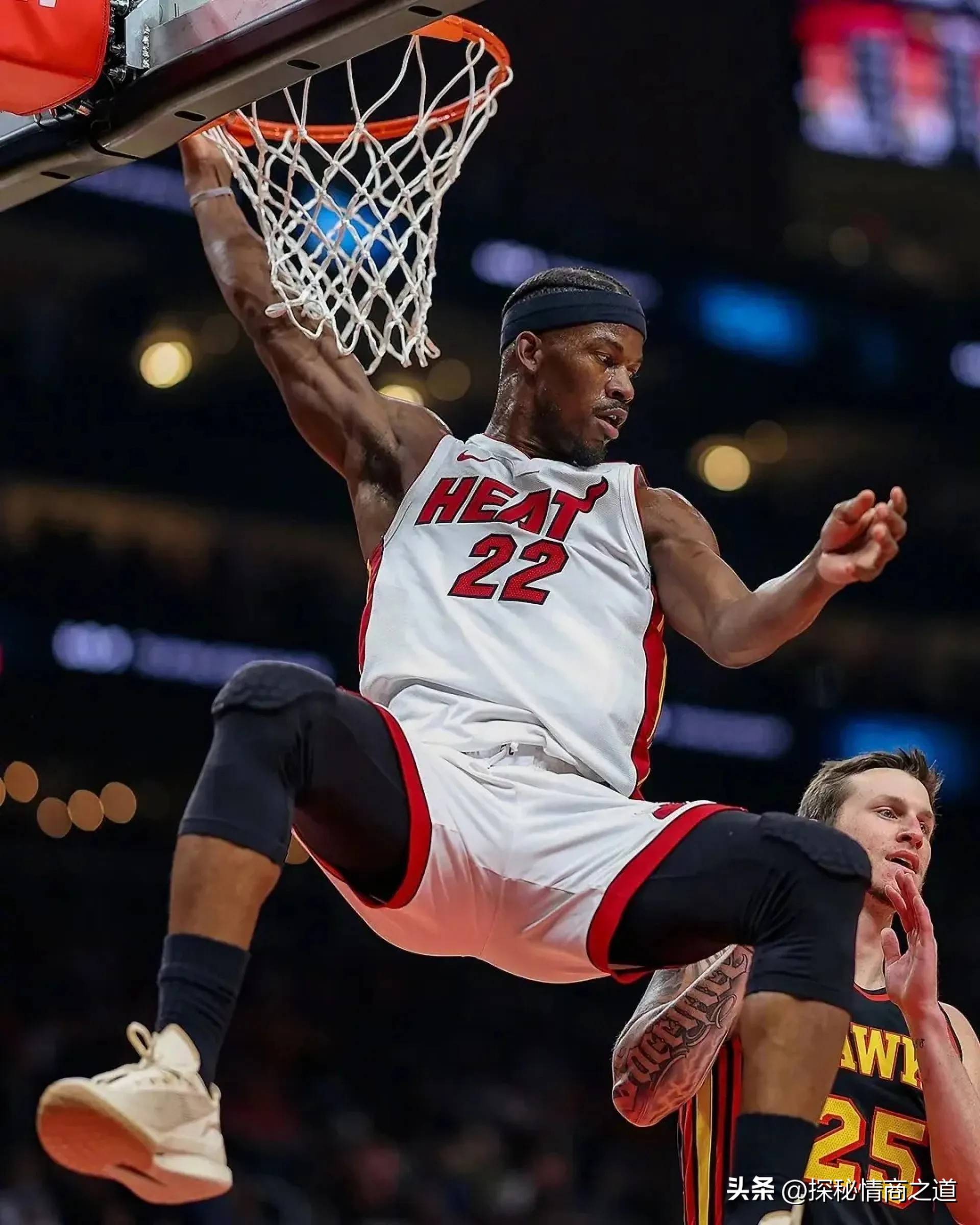 开云服务-包含巴特勒重返赛场，战术调整首场状态出色，巴塞罗那观众沸腾！观众掌声雷动的词条